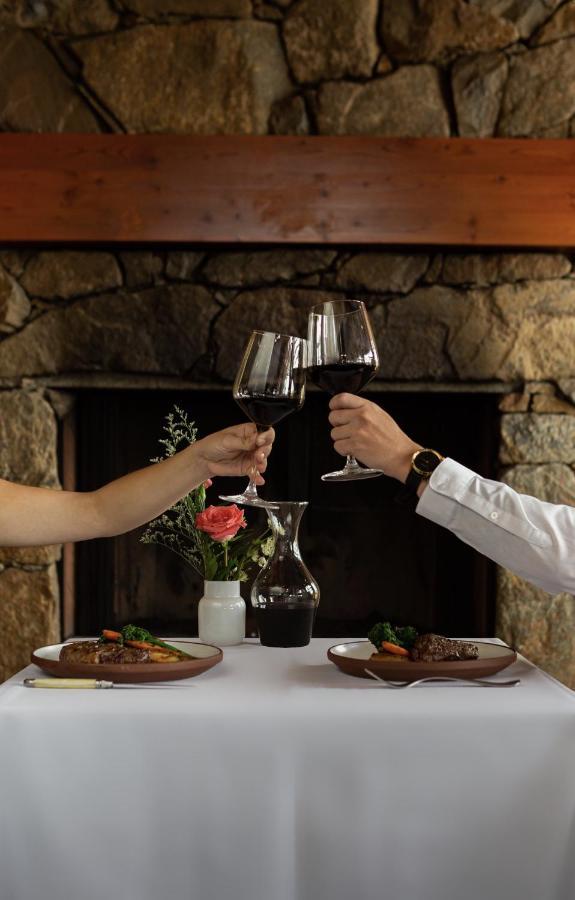 Headwaters Lodge At Eagle Ranch Resort Invermere Ngoại thất bức ảnh